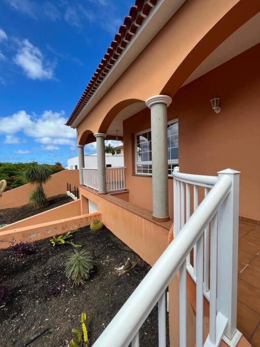 Chalet Piscina Privada Max 26º Jardin, Tranquilidad Caleta de Interián المظهر الخارجي الصورة